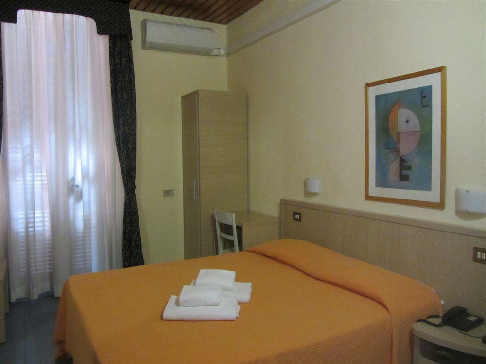 Hotel Nizza Милан Экстерьер фото