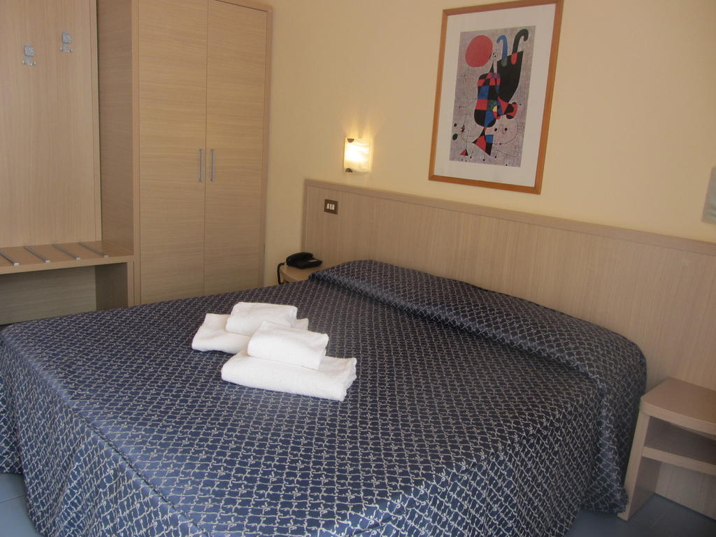 Hotel Nizza Милан Экстерьер фото